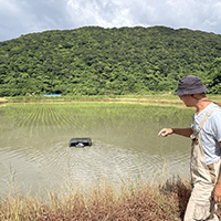 田植え後、ロボ稼働。